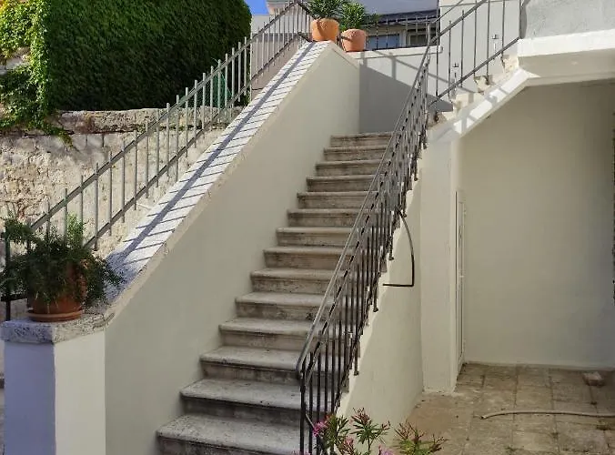 Mama Luci * Сплит