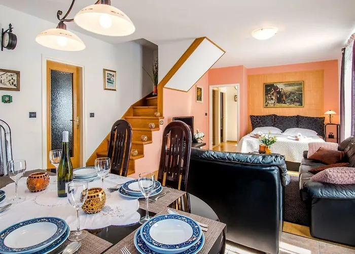 Mama Luci * Сплит