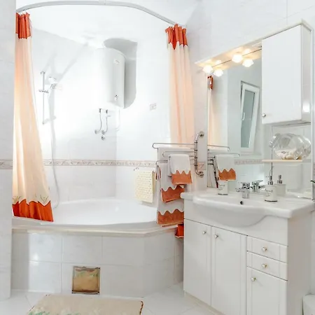 Mama Luci Apartament *